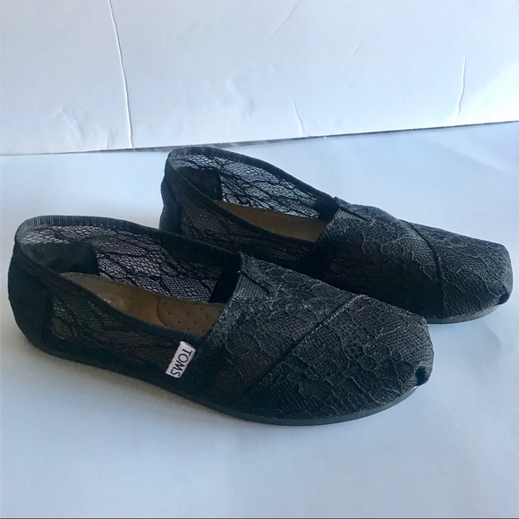 black toms size 5